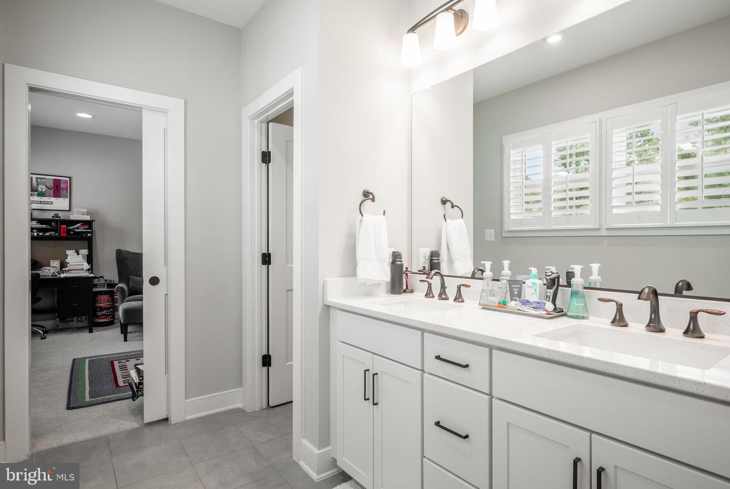 6515 BLUEBILL LN, ALEXANDRIA, Virginia 22307, 6 Bedrooms Bedrooms, ,5 BathroomsBathrooms,Residential,For sale,6515 BLUEBILL LN,VAFX2236398 MLS # VAFX2236398