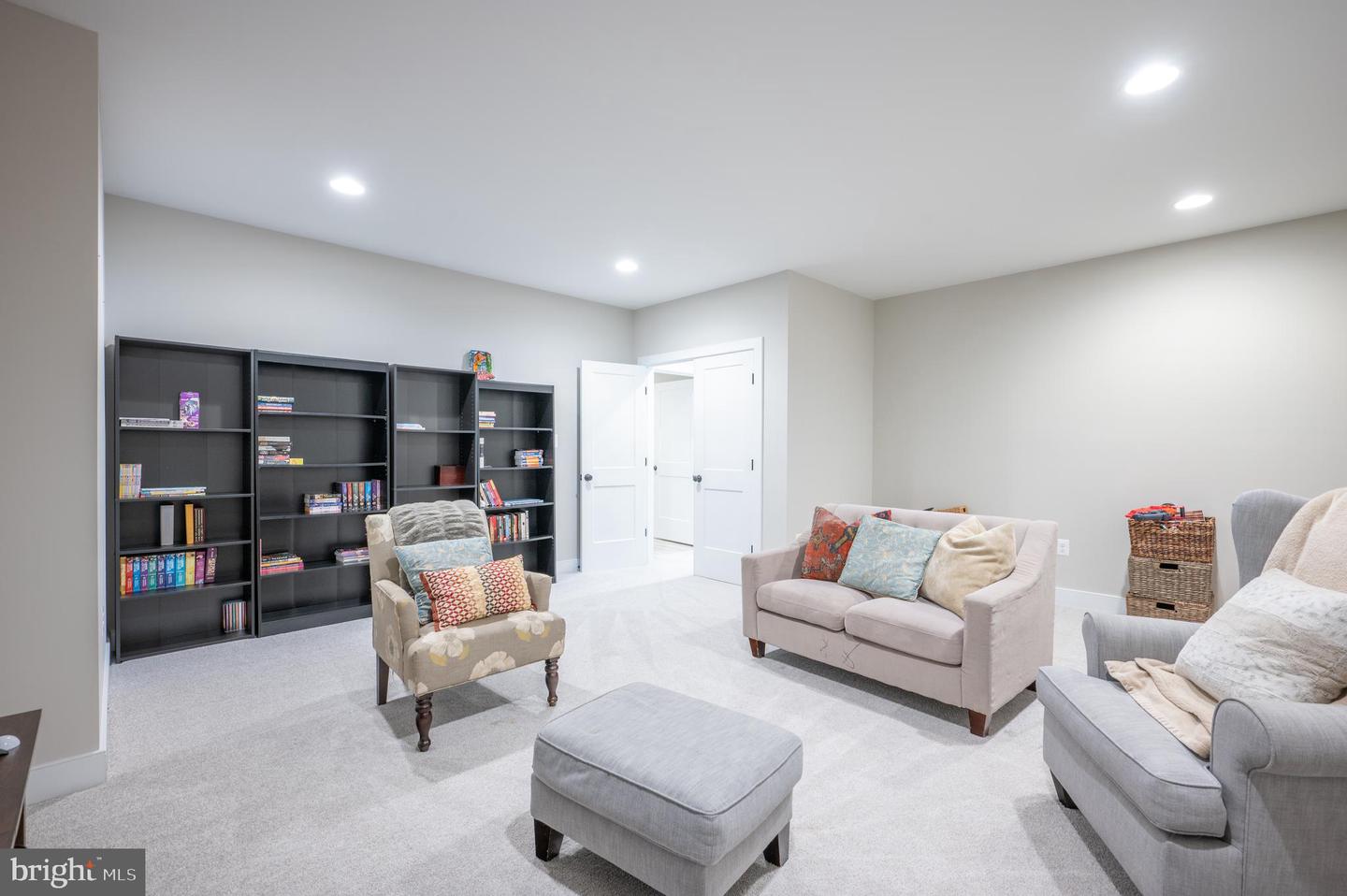 6515 BLUEBILL LN, ALEXANDRIA, Virginia 22307, 6 Bedrooms Bedrooms, ,5 BathroomsBathrooms,Residential,For sale,6515 BLUEBILL LN,VAFX2236398 MLS # VAFX2236398