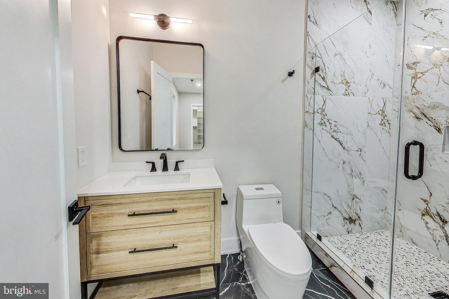 6634 DAVIS FORD RD, MANASSAS, Virginia 20111, 6 Bedrooms Bedrooms, ,6 BathroomsBathrooms,Residential,For sale,6634 DAVIS FORD RD,VAPW2093368 MLS # VAPW2093368