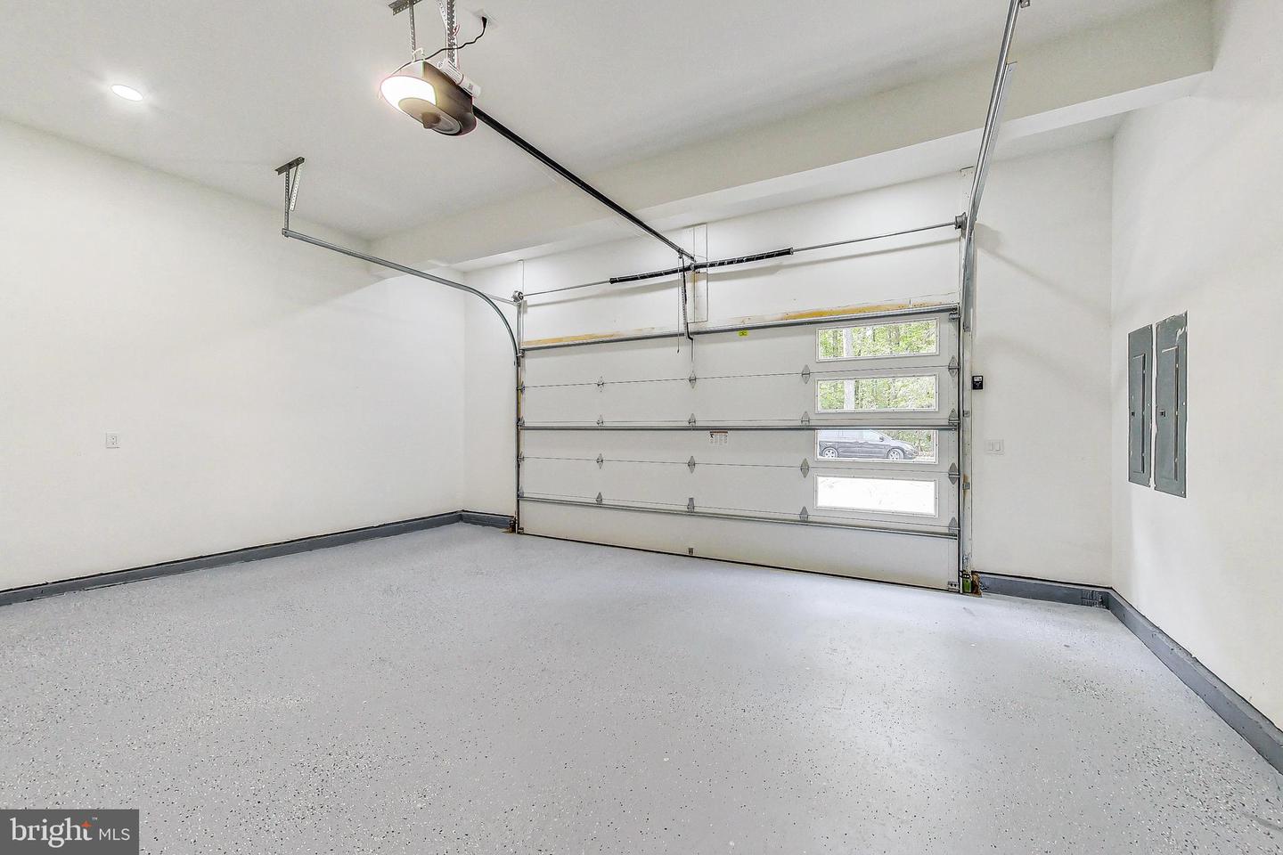 6634 DAVIS FORD RD, MANASSAS, Virginia 20111, 6 Bedrooms Bedrooms, ,6 BathroomsBathrooms,Residential,For sale,6634 DAVIS FORD RD,VAPW2093368 MLS # VAPW2093368