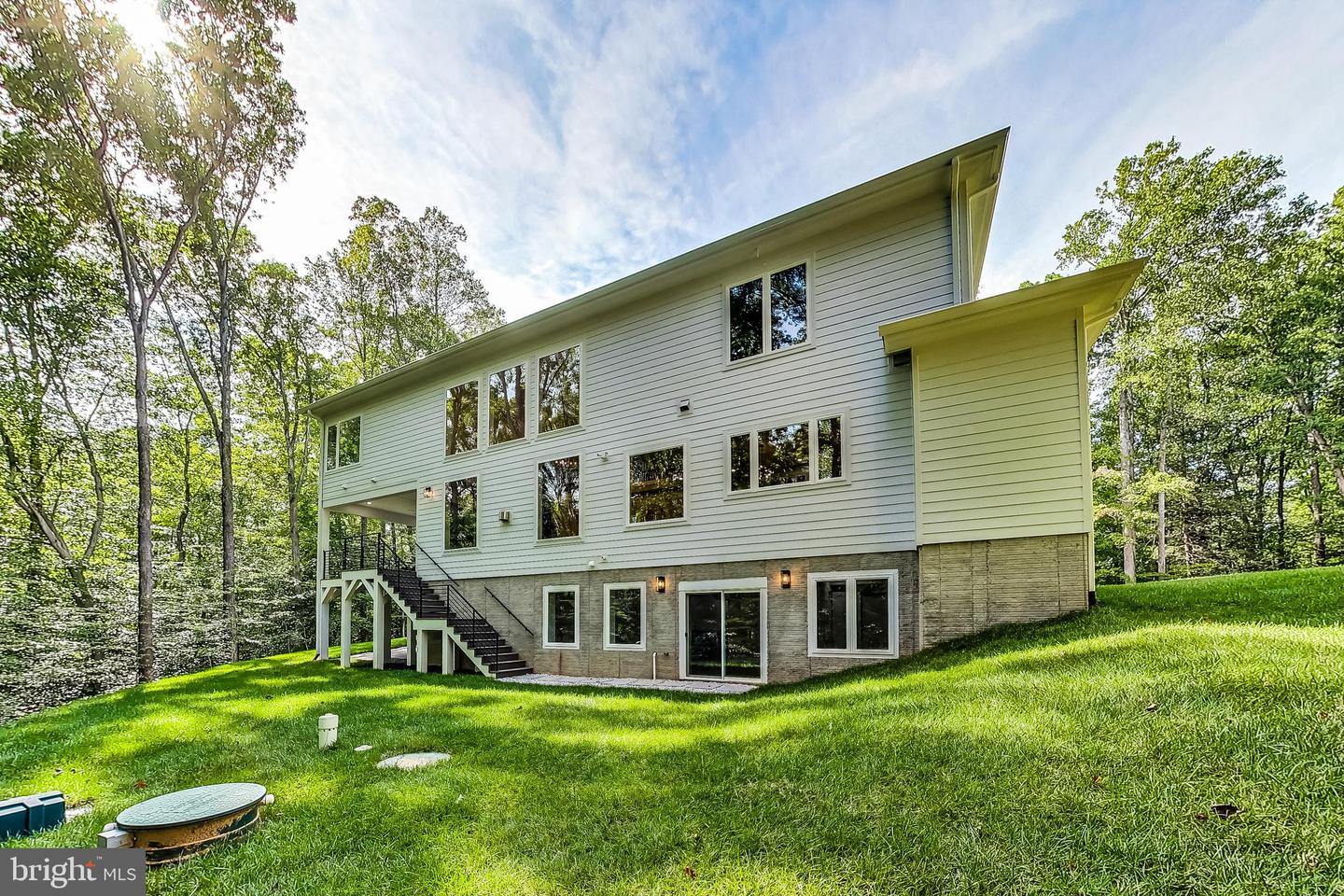 6634 DAVIS FORD RD, MANASSAS, Virginia 20111, 6 Bedrooms Bedrooms, ,6 BathroomsBathrooms,Residential,For sale,6634 DAVIS FORD RD,VAPW2093368 MLS # VAPW2093368