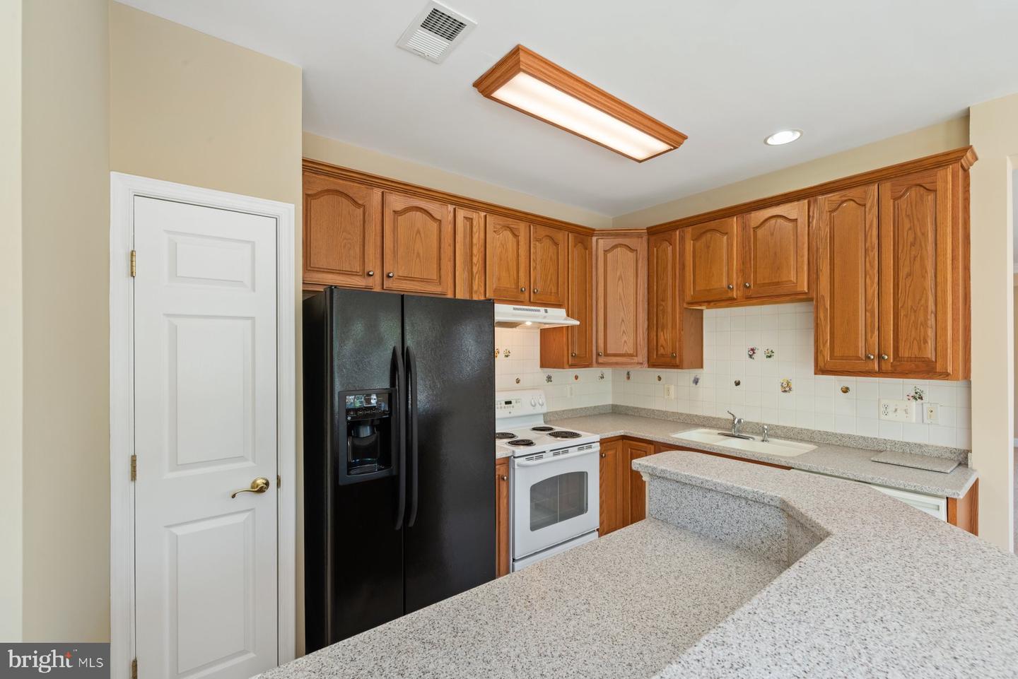 8600 LIBERTY TRL #102, MANASSAS, Virginia 20110, 1 Bedroom Bedrooms, 5 Rooms Rooms,1 BathroomBathrooms,Residential,For sale,8600 LIBERTY TRL #102,VAMN2008244 MLS # VAMN2008244