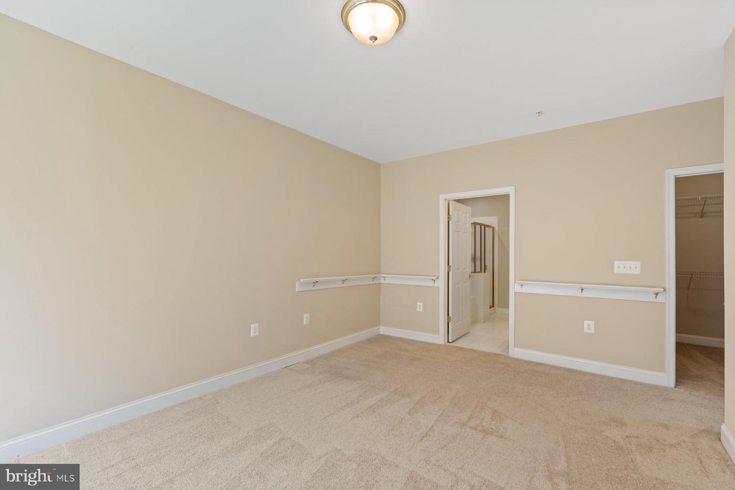 8600 LIBERTY TRL #102, MANASSAS, Virginia 20110, 1 Bedroom Bedrooms, 5 Rooms Rooms,1 BathroomBathrooms,Residential,For sale,8600 LIBERTY TRL #102,VAMN2008244 MLS # VAMN2008244