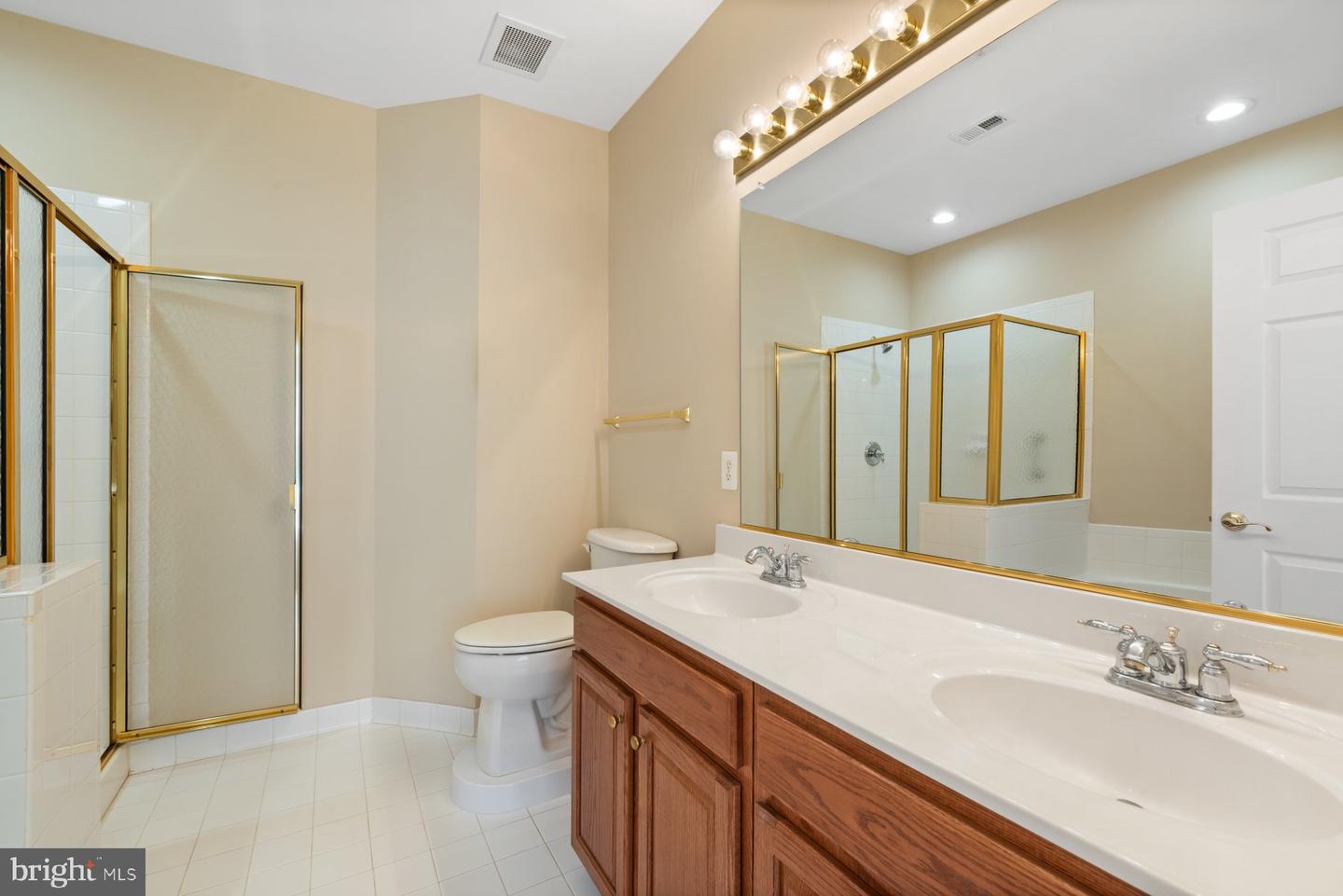 8600 LIBERTY TRL #102, MANASSAS, Virginia 20110, 1 Bedroom Bedrooms, 5 Rooms Rooms,1 BathroomBathrooms,Residential,For sale,8600 LIBERTY TRL #102,VAMN2008244 MLS # VAMN2008244