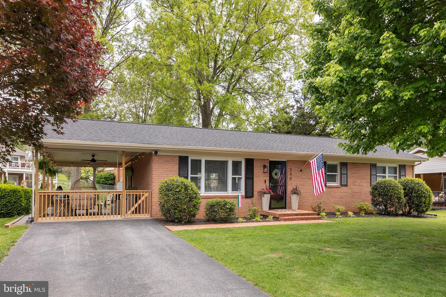350 LANNY DR, WINCHESTER, Virginia 22601, 3 Bedrooms Bedrooms, ,2 BathroomsBathrooms,Residential,For sale,350 LANNY DR,VAWI2007632 MLS # VAWI2007632