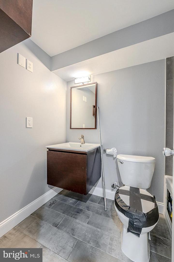 5131 CHILLUM PL NE, WASHINGTON, District Of Columbia 20011, 4 Bedrooms Bedrooms, ,3 BathroomsBathrooms,Residential,For sale,5131 CHILLUM PL NE,DCDC2199414 MLS # DCDC2199414