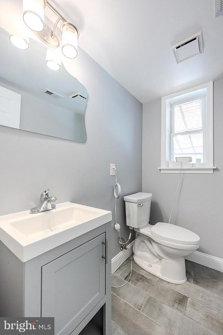 5131 CHILLUM PL NE, WASHINGTON, District Of Columbia 20011, 4 Bedrooms Bedrooms, ,3 BathroomsBathrooms,Residential,For sale,5131 CHILLUM PL NE,DCDC2199414 MLS # DCDC2199414