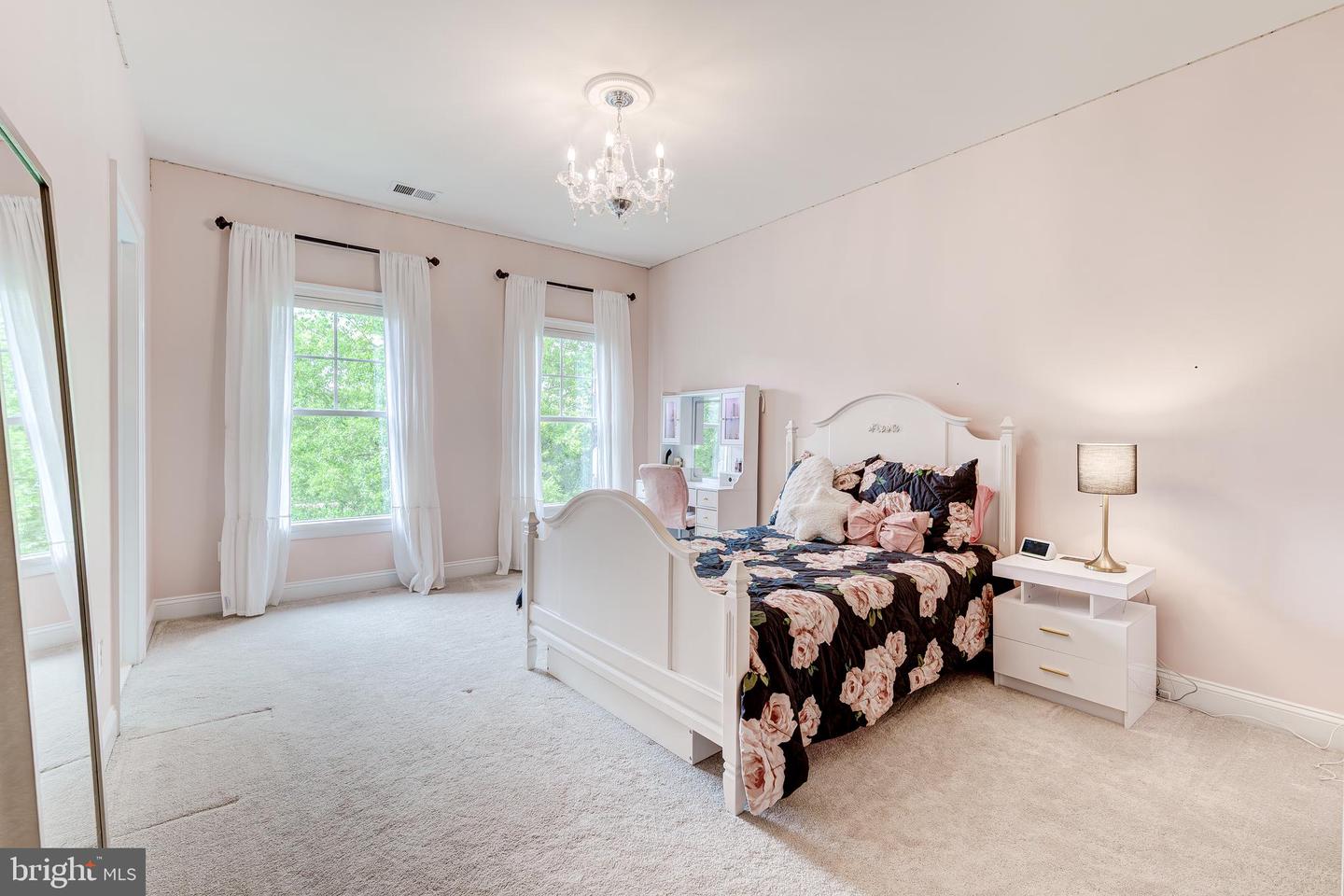 42667 TRAPPE ROCK CT, ASHBURN, Virginia 20148, 5 Bedrooms Bedrooms, ,4 BathroomsBathrooms,Residential,For sale,42667 TRAPPE ROCK CT,VALO2095784 MLS # VALO2095784