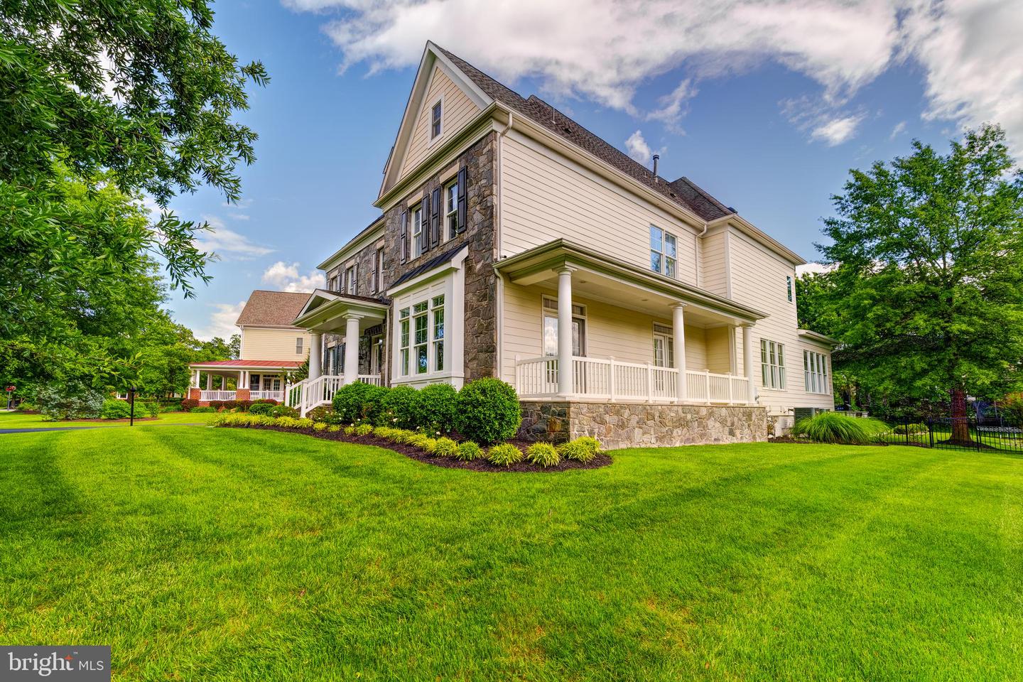 42667 TRAPPE ROCK CT, ASHBURN, Virginia 20148, 5 Bedrooms Bedrooms, ,4 BathroomsBathrooms,Residential,For sale,42667 TRAPPE ROCK CT,VALO2095784 MLS # VALO2095784