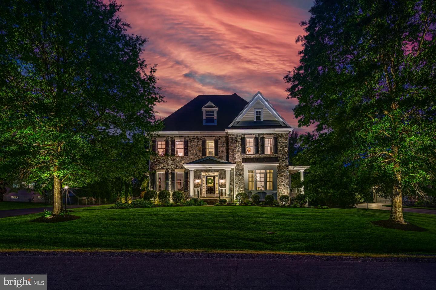 42667 TRAPPE ROCK CT, ASHBURN, Virginia 20148, 5 Bedrooms Bedrooms, ,4 BathroomsBathrooms,Residential,For sale,42667 TRAPPE ROCK CT,VALO2095784 MLS # VALO2095784