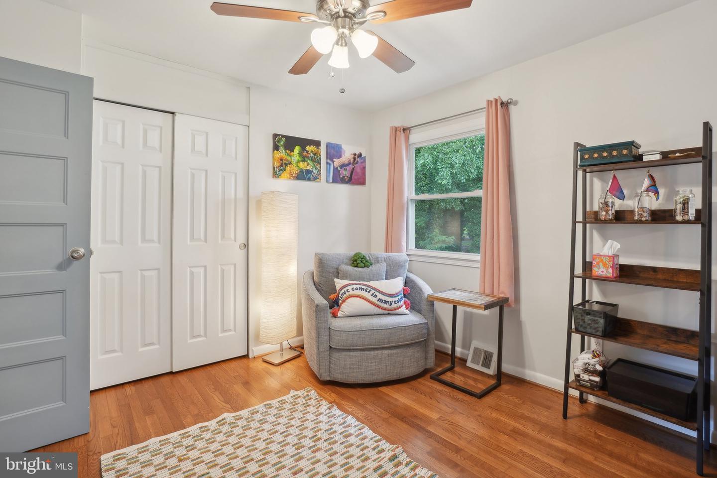 5728 SUNBURY DR, ALEXANDRIA, Virginia 22303, 4 Bedrooms Bedrooms, ,3 BathroomsBathrooms,Residential,For sale,5728 SUNBURY DR,VAFX2239334 MLS # VAFX2239334