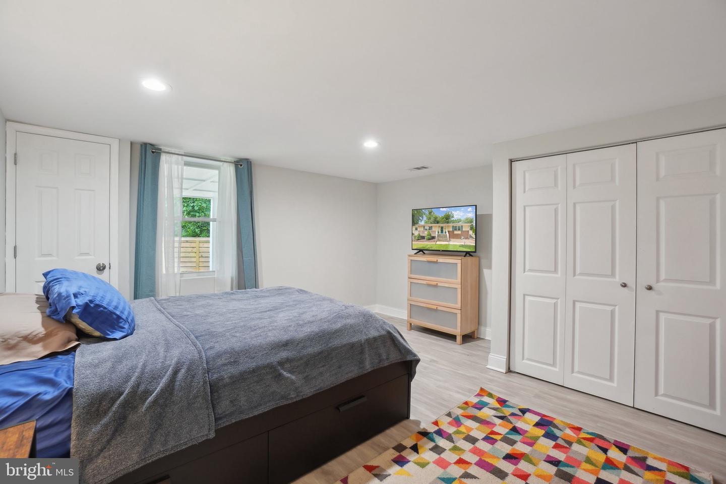 5728 SUNBURY DR, ALEXANDRIA, Virginia 22303, 4 Bedrooms Bedrooms, ,3 BathroomsBathrooms,Residential,For sale,5728 SUNBURY DR,VAFX2239334 MLS # VAFX2239334