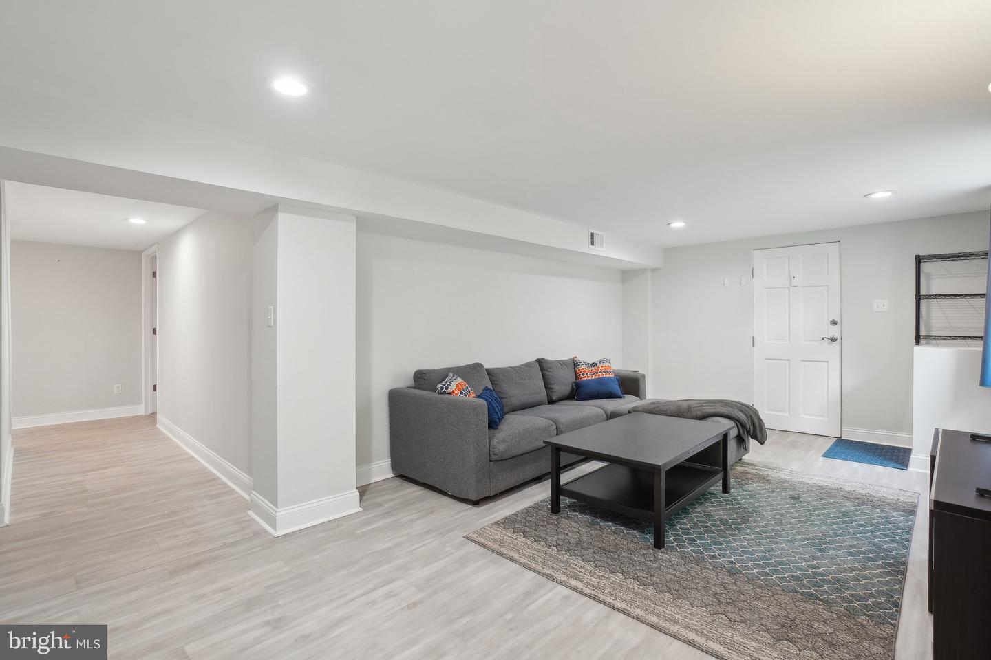 5728 SUNBURY DR, ALEXANDRIA, Virginia 22303, 4 Bedrooms Bedrooms, ,3 BathroomsBathrooms,Residential,For sale,5728 SUNBURY DR,VAFX2239334 MLS # VAFX2239334
