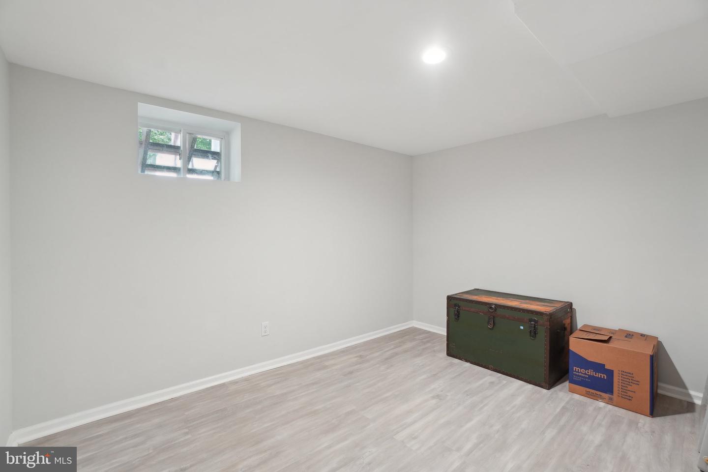 5728 SUNBURY DR, ALEXANDRIA, Virginia 22303, 4 Bedrooms Bedrooms, ,3 BathroomsBathrooms,Residential,For sale,5728 SUNBURY DR,VAFX2239334 MLS # VAFX2239334