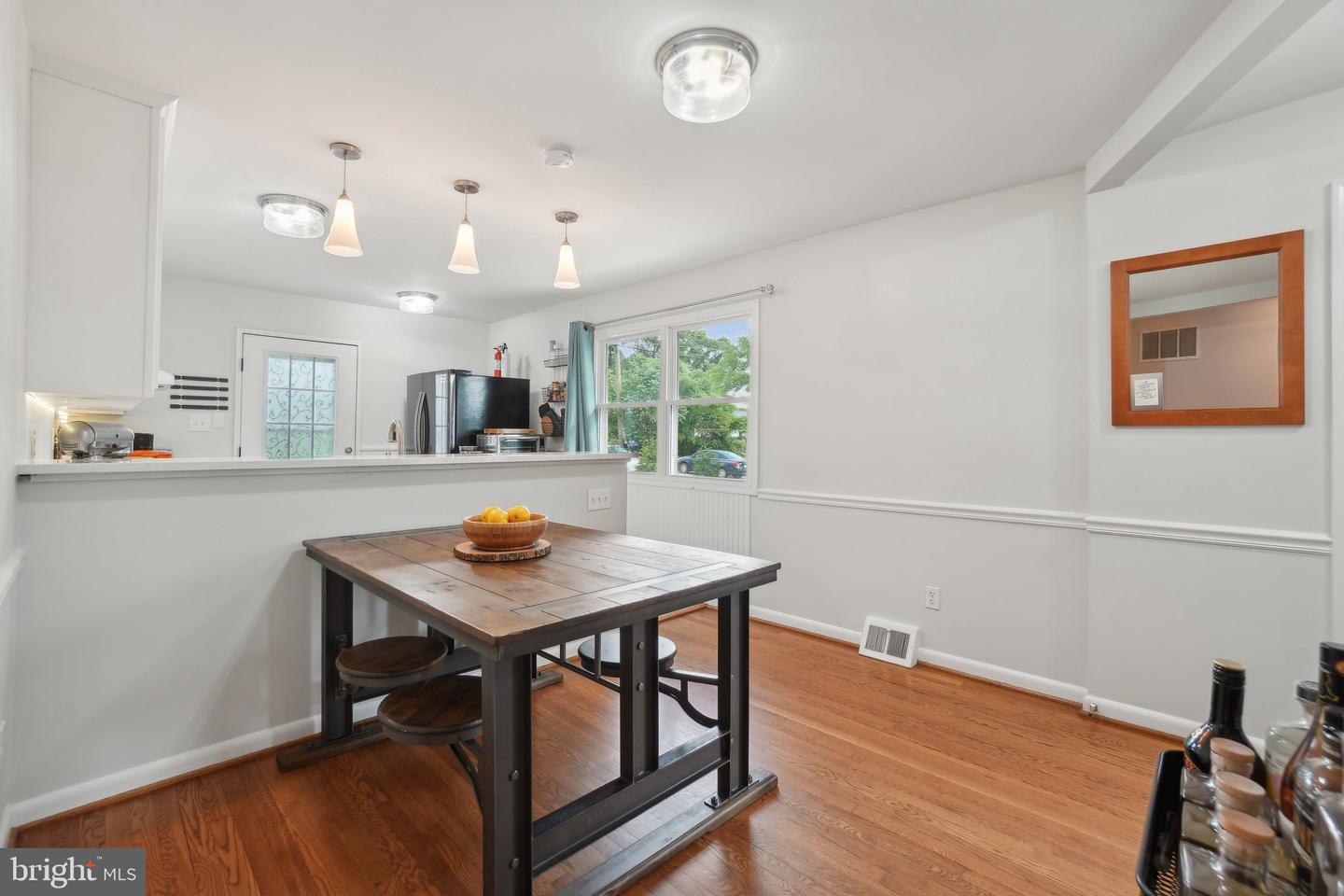5728 SUNBURY DR, ALEXANDRIA, Virginia 22303, 4 Bedrooms Bedrooms, ,3 BathroomsBathrooms,Residential,For sale,5728 SUNBURY DR,VAFX2239334 MLS # VAFX2239334