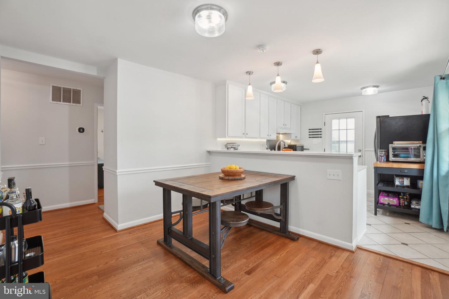 5728 SUNBURY DR, ALEXANDRIA, Virginia 22303, 4 Bedrooms Bedrooms, ,3 BathroomsBathrooms,Residential,For sale,5728 SUNBURY DR,VAFX2239334 MLS # VAFX2239334