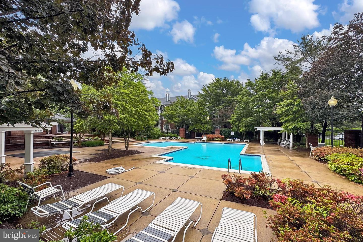 20301 BEECHWOOD TER #203, ASHBURN, Virginia 20147, 2 Bedrooms Bedrooms, ,1 BathroomBathrooms,Residential,For sale,20301 BEECHWOOD TER #203,VALO2095986 MLS # VALO2095986