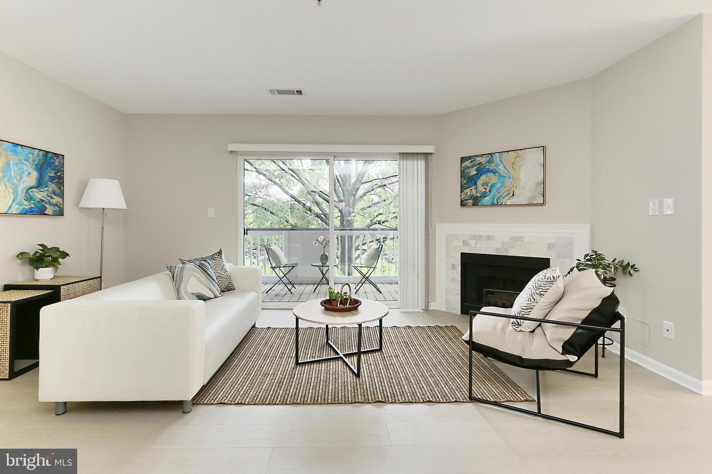 20301 BEECHWOOD TER #203, ASHBURN, Virginia 20147, 2 Bedrooms Bedrooms, ,1 BathroomBathrooms,Residential,For sale,20301 BEECHWOOD TER #203,VALO2095986 MLS # VALO2095986