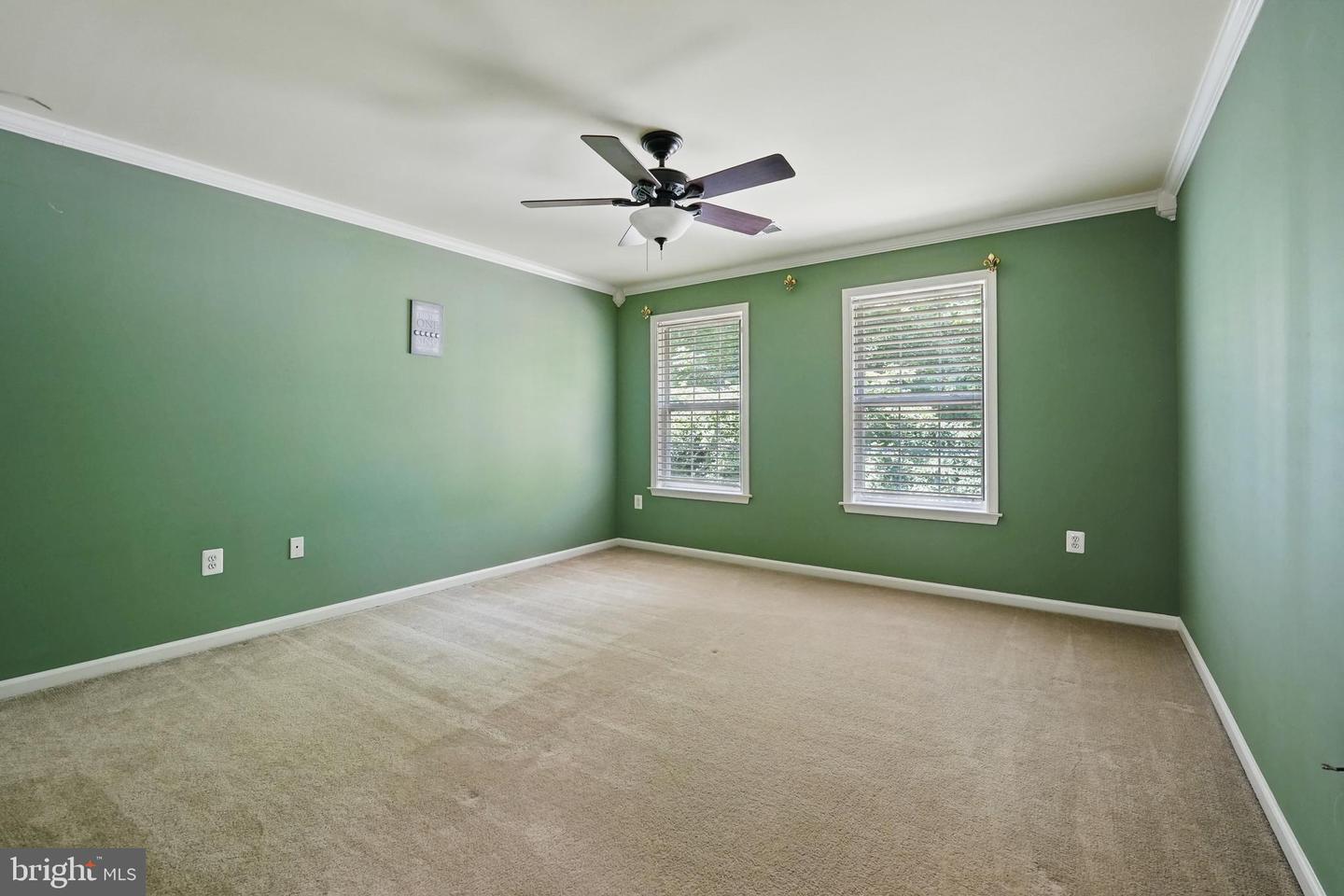 5 RETREAT LN, FREDERICKSBURG, Virginia 22405, 4 Bedrooms Bedrooms, ,3 BathroomsBathrooms,Residential,For sale,5 RETREAT LN,VAST2038664 MLS # VAST2038664