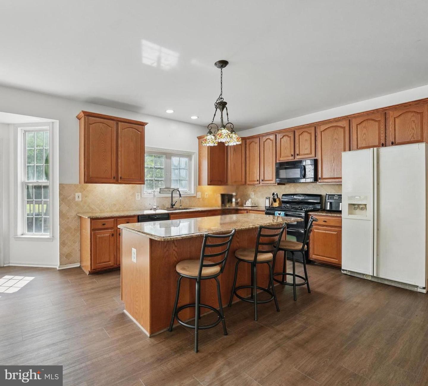 5 RETREAT LN, FREDERICKSBURG, Virginia 22405, 4 Bedrooms Bedrooms, ,3 BathroomsBathrooms,Residential,For sale,5 RETREAT LN,VAST2038664 MLS # VAST2038664