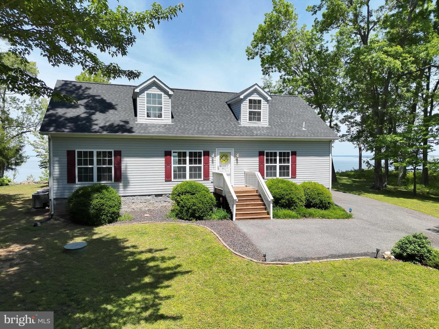 151 BALD EAGLE DR, MONTROSS, Virginia 22520, 3 Bedrooms Bedrooms, ,3 BathroomsBathrooms,Residential,For sale,151 BALD EAGLE DR,VAWE2008894 MLS # VAWE2008894