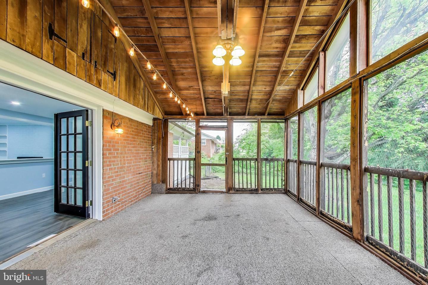 501 BARBERRY ST, CULPEPER, Virginia 22701, 4 Bedrooms Bedrooms, ,4 BathroomsBathrooms,Residential,For sale,501 BARBERRY ST,VACU2010582 MLS # VACU2010582