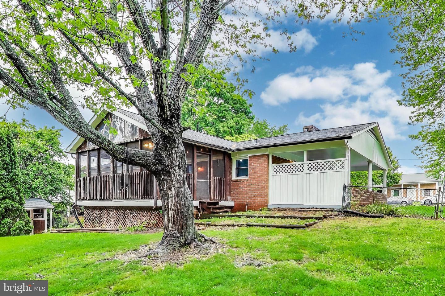 501 BARBERRY ST, CULPEPER, Virginia 22701, 4 Bedrooms Bedrooms, ,4 BathroomsBathrooms,Residential,For sale,501 BARBERRY ST,VACU2010582 MLS # VACU2010582