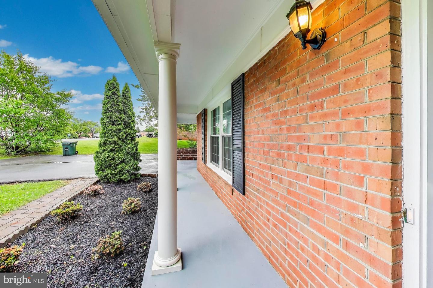501 BARBERRY ST, CULPEPER, Virginia 22701, 4 Bedrooms Bedrooms, ,4 BathroomsBathrooms,Residential,For sale,501 BARBERRY ST,VACU2010582 MLS # VACU2010582