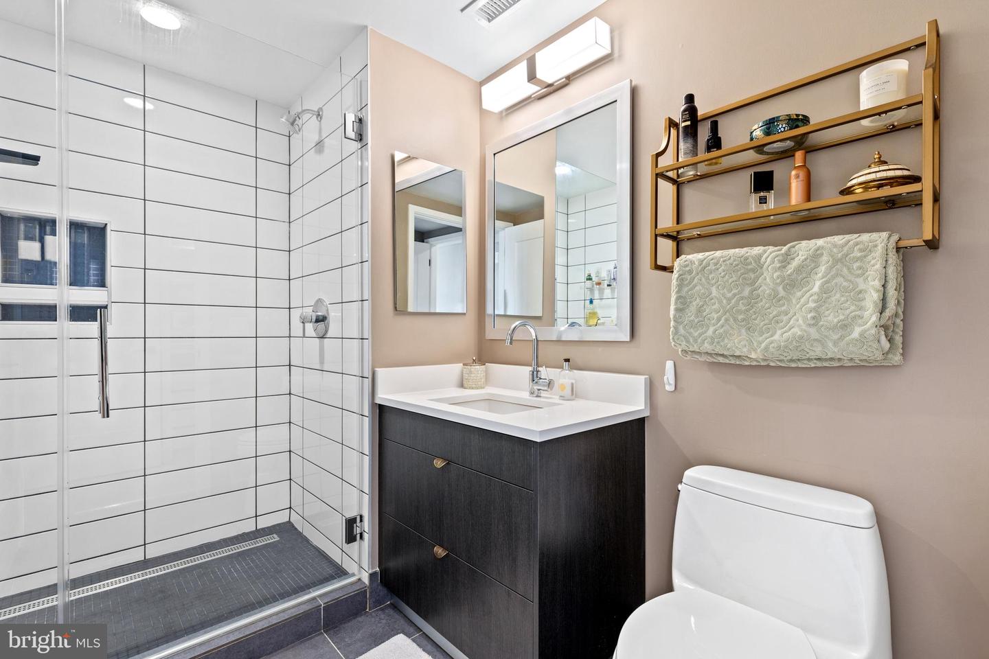 1300 4TH ST SE #404, WASHINGTON, District Of Columbia 20003, 2 Bedrooms Bedrooms, ,2 BathroomsBathrooms,Residential,For sale,1300 4TH ST SE #404,DCDC2200518 MLS # DCDC2200518