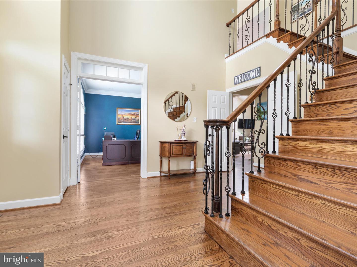 11905 HENDERSON CT, CLIFTON, Virginia 20124, 5 Bedrooms Bedrooms, ,4 BathroomsBathrooms,Residential,For sale,11905 HENDERSON CT,VAFX2240820 MLS # VAFX2240820
