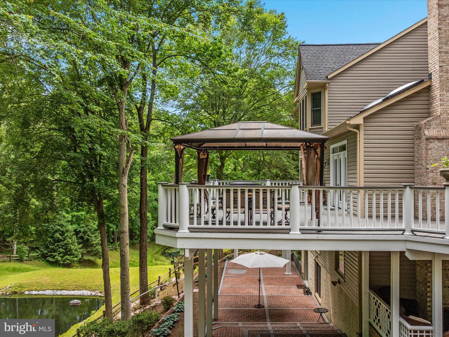 11905 HENDERSON CT, CLIFTON, Virginia 20124, 5 Bedrooms Bedrooms, ,4 BathroomsBathrooms,Residential,For sale,11905 HENDERSON CT,VAFX2240820 MLS # VAFX2240820