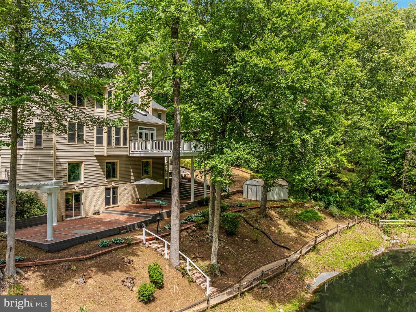 11905 HENDERSON CT, CLIFTON, Virginia 20124, 5 Bedrooms Bedrooms, ,4 BathroomsBathrooms,Residential,For sale,11905 HENDERSON CT,VAFX2240820 MLS # VAFX2240820