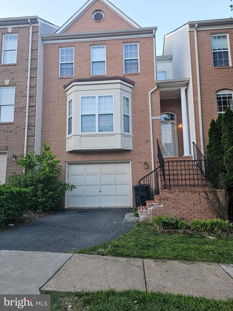 21219 MILLWOOD SQ, STERLING, Virginia 20165, 3 Bedrooms Bedrooms, ,3 BathroomsBathrooms,Residential,For sale,21219 MILLWOOD SQ,VALO2096498 MLS # VALO2096498