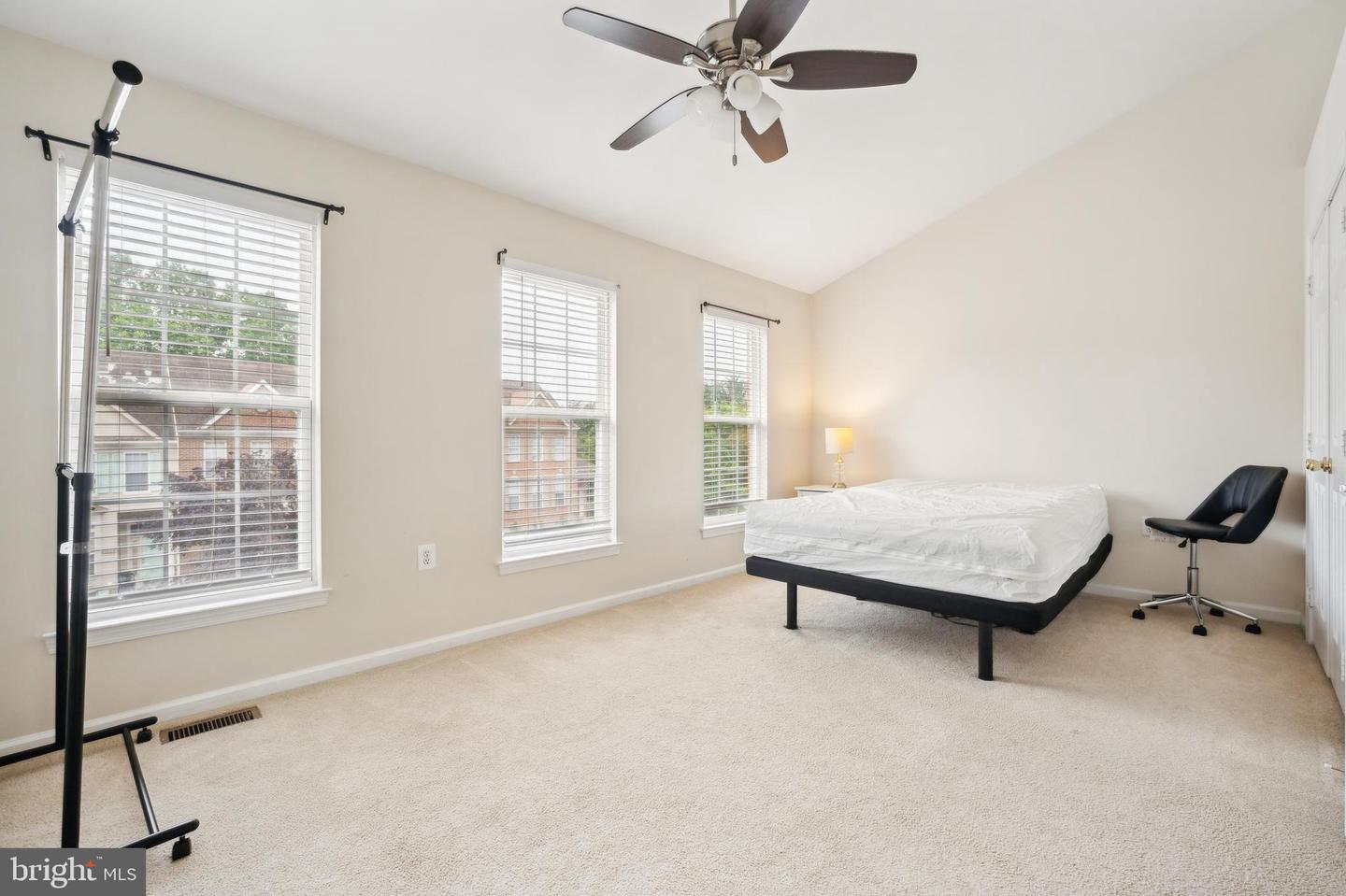 21219 MILLWOOD SQ, STERLING, Virginia 20165, 3 Bedrooms Bedrooms, ,3 BathroomsBathrooms,Residential,For sale,21219 MILLWOOD SQ,VALO2096498 MLS # VALO2096498