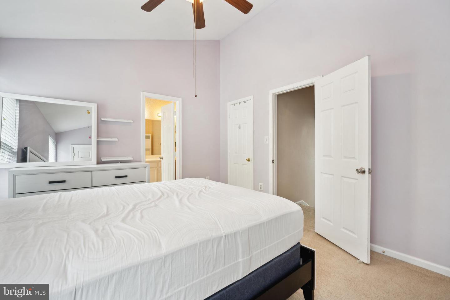 21219 MILLWOOD SQ, STERLING, Virginia 20165, 3 Bedrooms Bedrooms, ,3 BathroomsBathrooms,Residential,For sale,21219 MILLWOOD SQ,VALO2096498 MLS # VALO2096498
