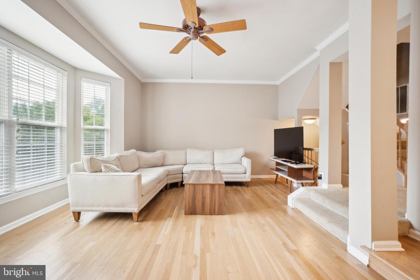 21219 MILLWOOD SQ, STERLING, Virginia 20165, 3 Bedrooms Bedrooms, ,3 BathroomsBathrooms,Residential,For sale,21219 MILLWOOD SQ,VALO2096498 MLS # VALO2096498