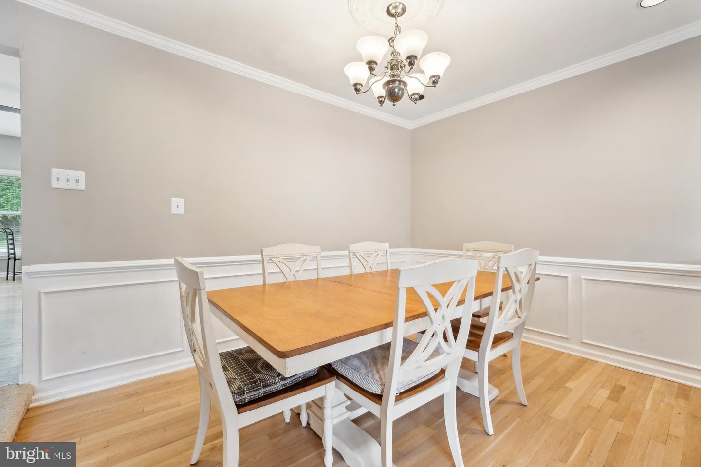 21219 MILLWOOD SQ, STERLING, Virginia 20165, 3 Bedrooms Bedrooms, ,3 BathroomsBathrooms,Residential,For sale,21219 MILLWOOD SQ,VALO2096498 MLS # VALO2096498