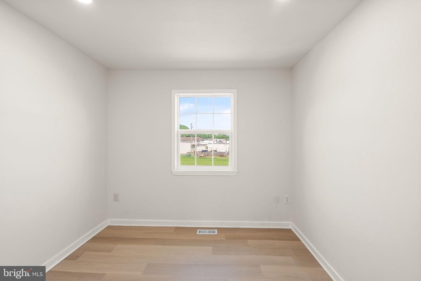 2532 SEDGEWICK PL, DUMFRIES, Virginia 22026, 3 Bedrooms Bedrooms, ,2 BathroomsBathrooms,Residential,For sale,2532 SEDGEWICK PL,VAPW2094744 MLS # VAPW2094744