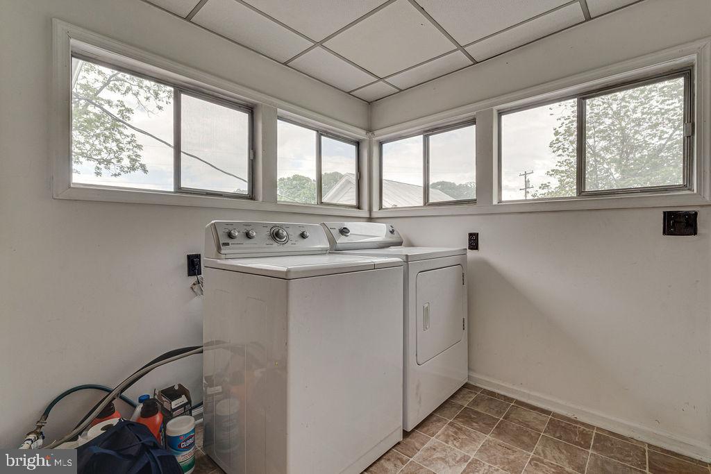 340 ANDREWS RD, STRASBURG, Virginia 22657, 3 Bedrooms Bedrooms, ,1 BathroomBathrooms,Residential,For sale,340 ANDREWS RD,VAWR2011202 MLS # VAWR2011202