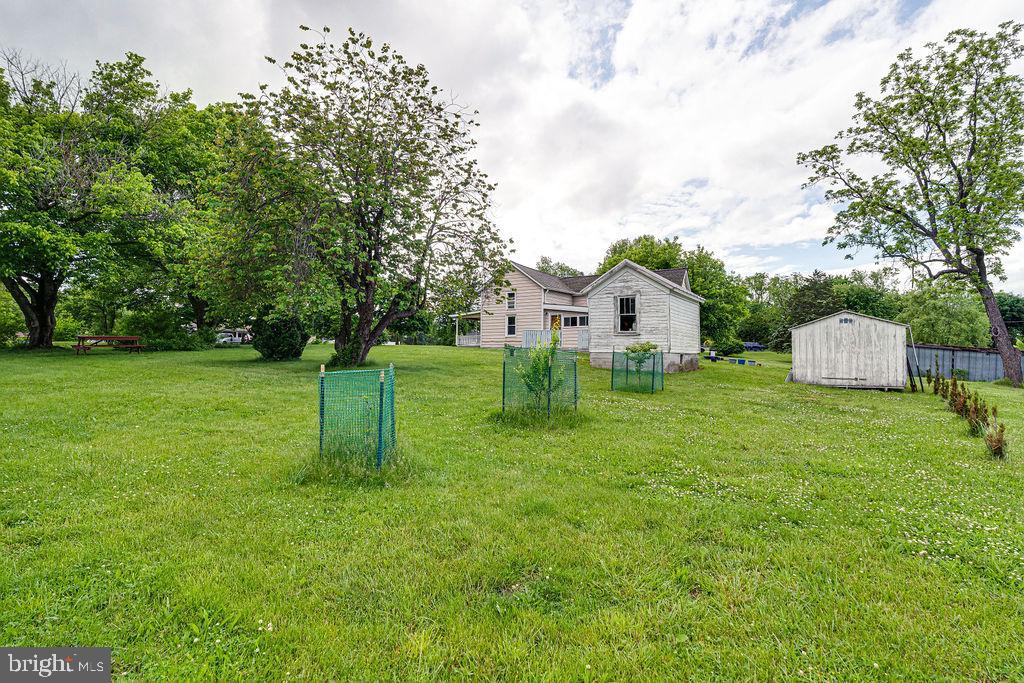340 ANDREWS RD, STRASBURG, Virginia 22657, 3 Bedrooms Bedrooms, ,1 BathroomBathrooms,Residential,For sale,340 ANDREWS RD,VAWR2011202 MLS # VAWR2011202