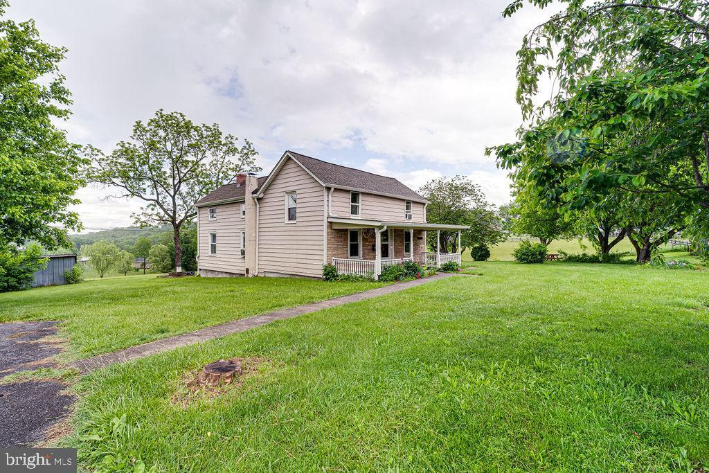 340 ANDREWS RD, STRASBURG, Virginia 22657, 3 Bedrooms Bedrooms, ,1 BathroomBathrooms,Residential,For sale,340 ANDREWS RD,VAWR2011202 MLS # VAWR2011202