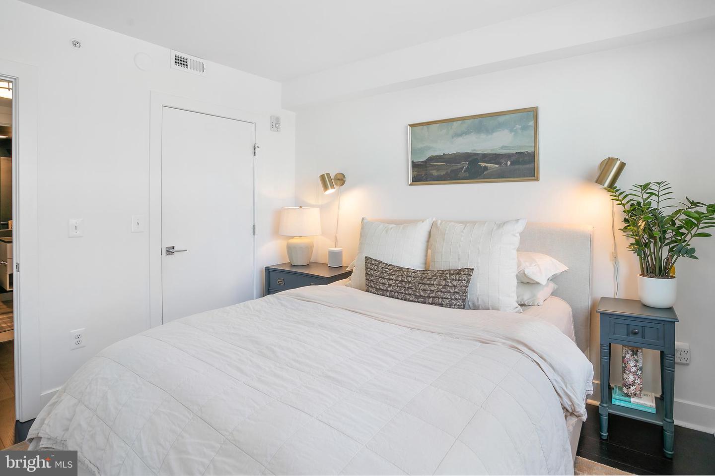 1311 13TH ST NW #503, WASHINGTON, District Of Columbia 20005, 1 Bedroom Bedrooms, ,1 BathroomBathrooms,Residential,For sale,1311 13TH ST NW #503,DCDC2201422 MLS # DCDC2201422