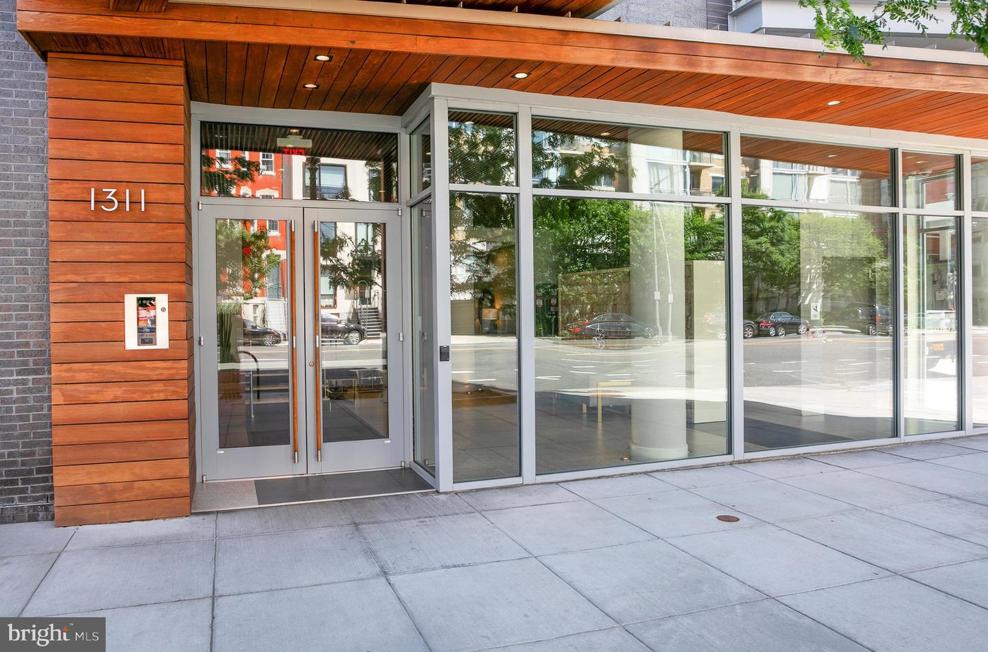 1311 13TH ST NW #503, WASHINGTON, District Of Columbia 20005, 1 Bedroom Bedrooms, ,1 BathroomBathrooms,Residential,For sale,1311 13TH ST NW #503,DCDC2201422 MLS # DCDC2201422