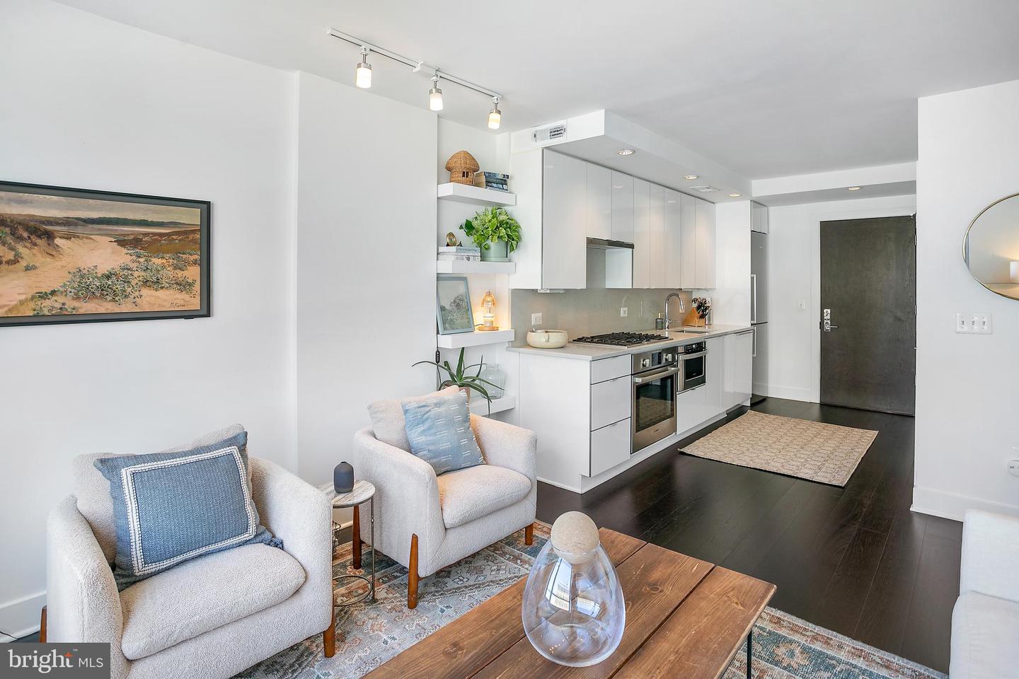 1311 13TH ST NW #503, WASHINGTON, District Of Columbia 20005, 1 Bedroom Bedrooms, ,1 BathroomBathrooms,Residential,For sale,1311 13TH ST NW #503,DCDC2201422 MLS # DCDC2201422