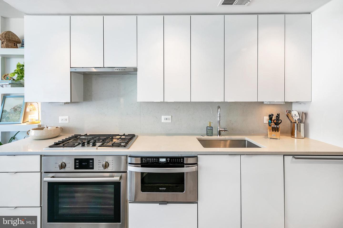 1311 13TH ST NW #503, WASHINGTON, District Of Columbia 20005, 1 Bedroom Bedrooms, ,1 BathroomBathrooms,Residential,For sale,1311 13TH ST NW #503,DCDC2201422 MLS # DCDC2201422