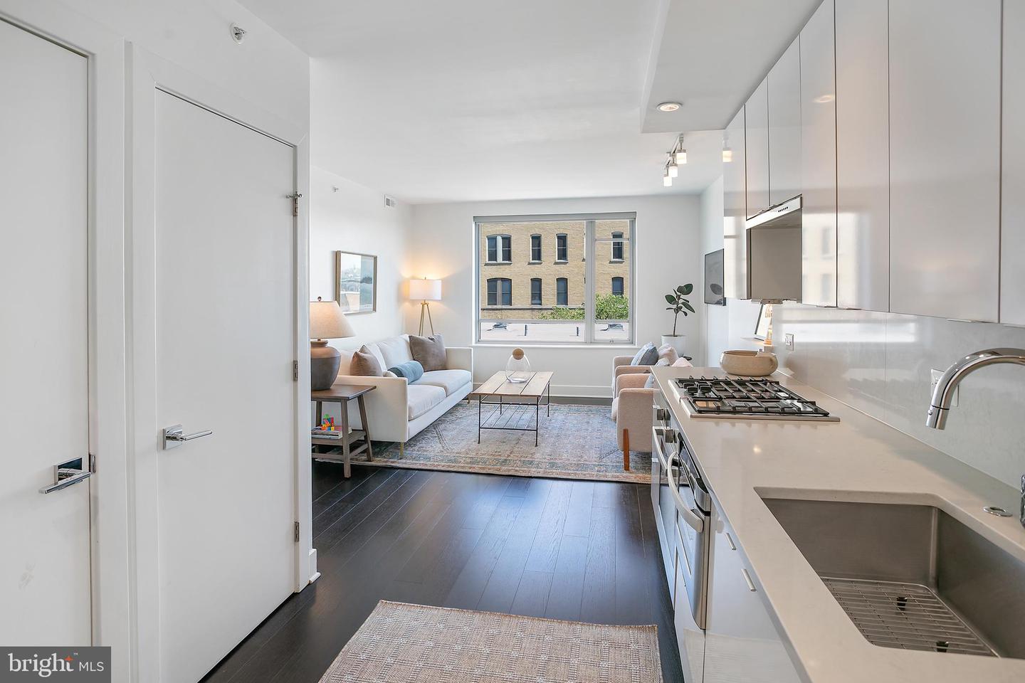 1311 13TH ST NW #503, WASHINGTON, District Of Columbia 20005, 1 Bedroom Bedrooms, ,1 BathroomBathrooms,Residential,For sale,1311 13TH ST NW #503,DCDC2201422 MLS # DCDC2201422
