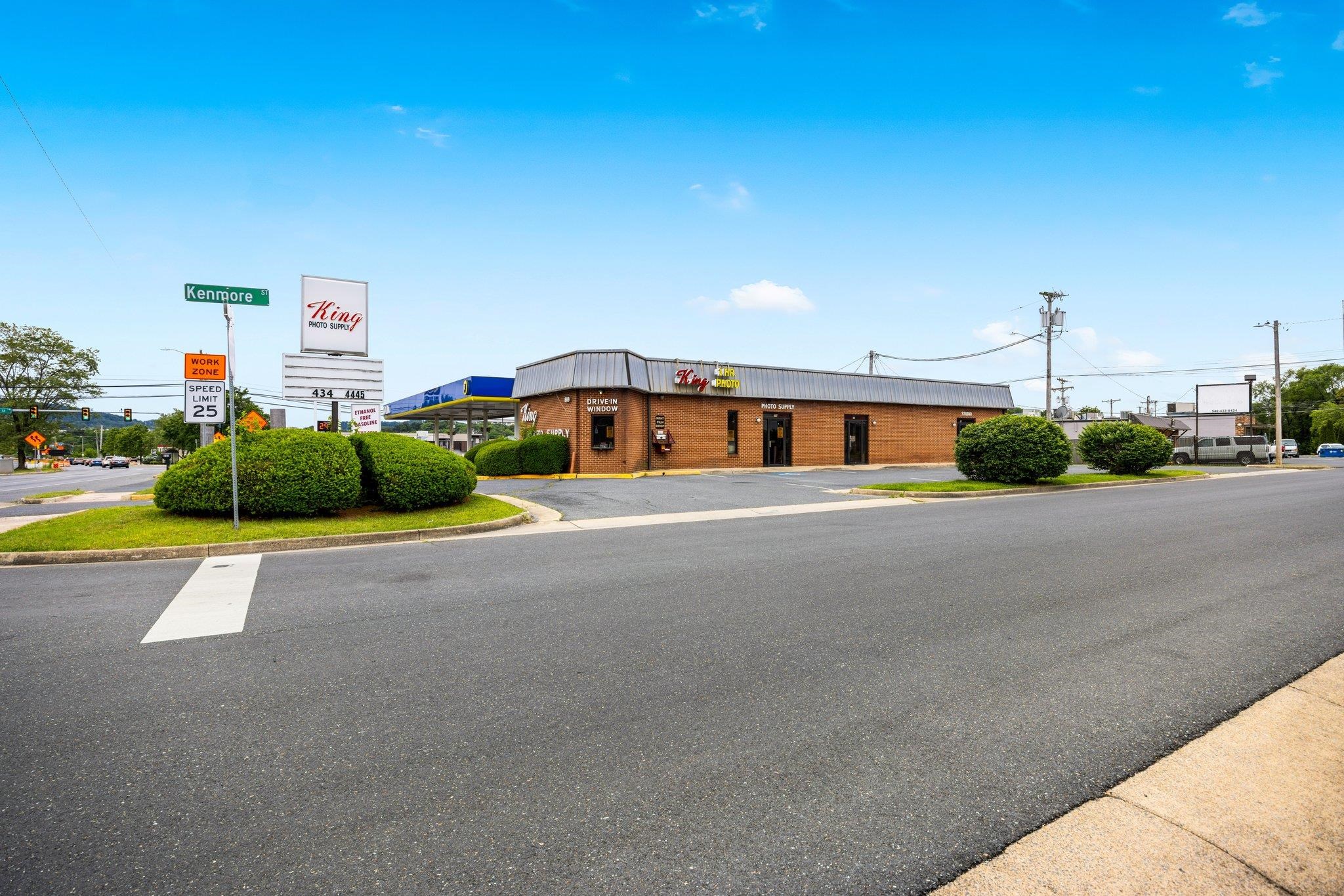 889 E MARKET ST, HARRISONBURG, Virginia 22801, ,Commercial,889 E MARKET ST,665057 MLS # 665057