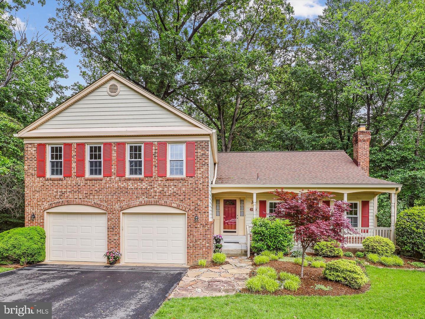 2032 FRANKLIN CLUSTER CT, FALLS CHURCH, Virginia 22043, 4 Bedrooms Bedrooms, ,3 BathroomsBathrooms,Residential,For sale,2032 FRANKLIN CLUSTER CT,VAFX2241916 MLS # VAFX2241916