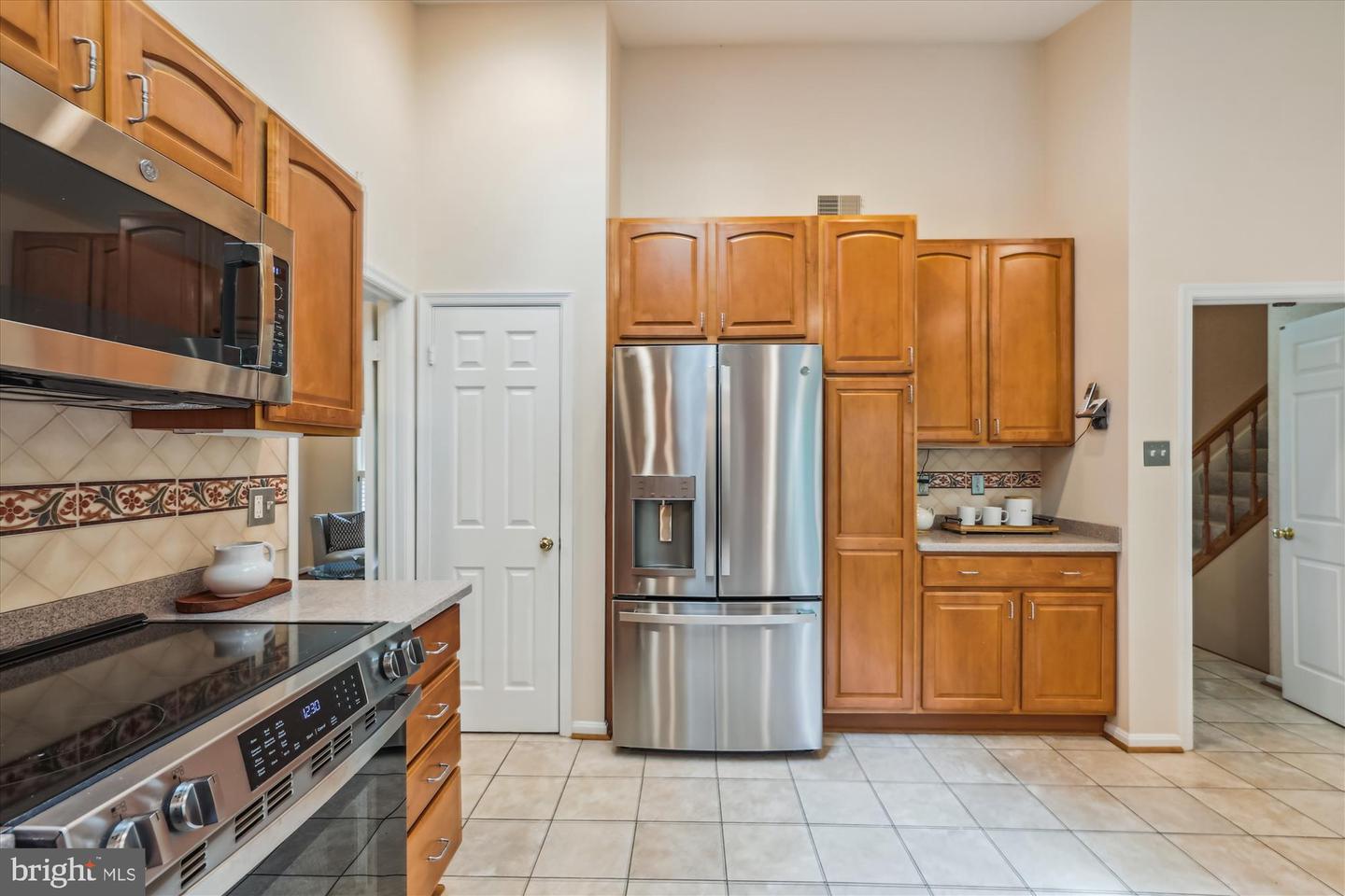 2032 FRANKLIN CLUSTER CT, FALLS CHURCH, Virginia 22043, 4 Bedrooms Bedrooms, ,3 BathroomsBathrooms,Residential,For sale,2032 FRANKLIN CLUSTER CT,VAFX2241916 MLS # VAFX2241916