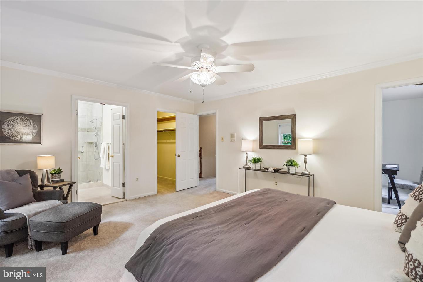 2032 FRANKLIN CLUSTER CT, FALLS CHURCH, Virginia 22043, 4 Bedrooms Bedrooms, ,3 BathroomsBathrooms,Residential,For sale,2032 FRANKLIN CLUSTER CT,VAFX2241916 MLS # VAFX2241916